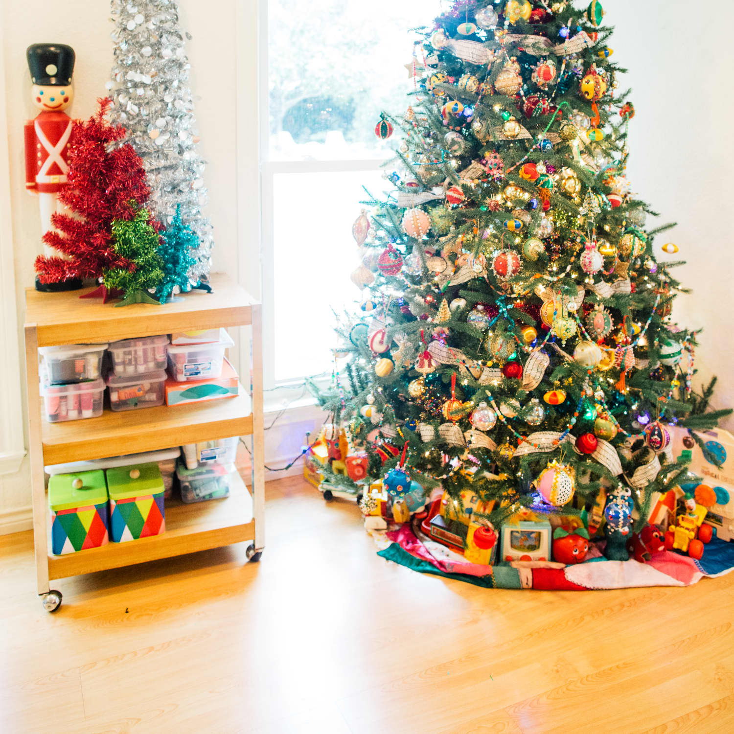 Obnoxious christmas decorations hot sale